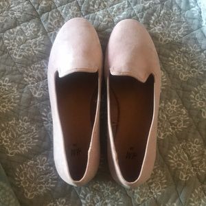 Light pink flats